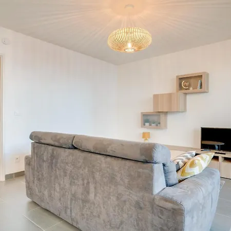 Aitor Two Bedroom Renovated And Calm * 比亚里茨
